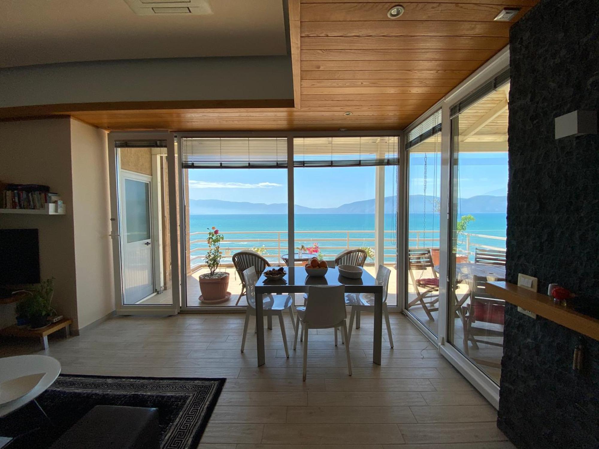 Eka Luxury Two-Bedroom Seaview Apartment Vlorë エクステリア 写真